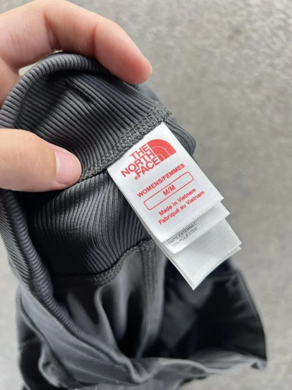 The North Face Shorts Women Medium Gray 9